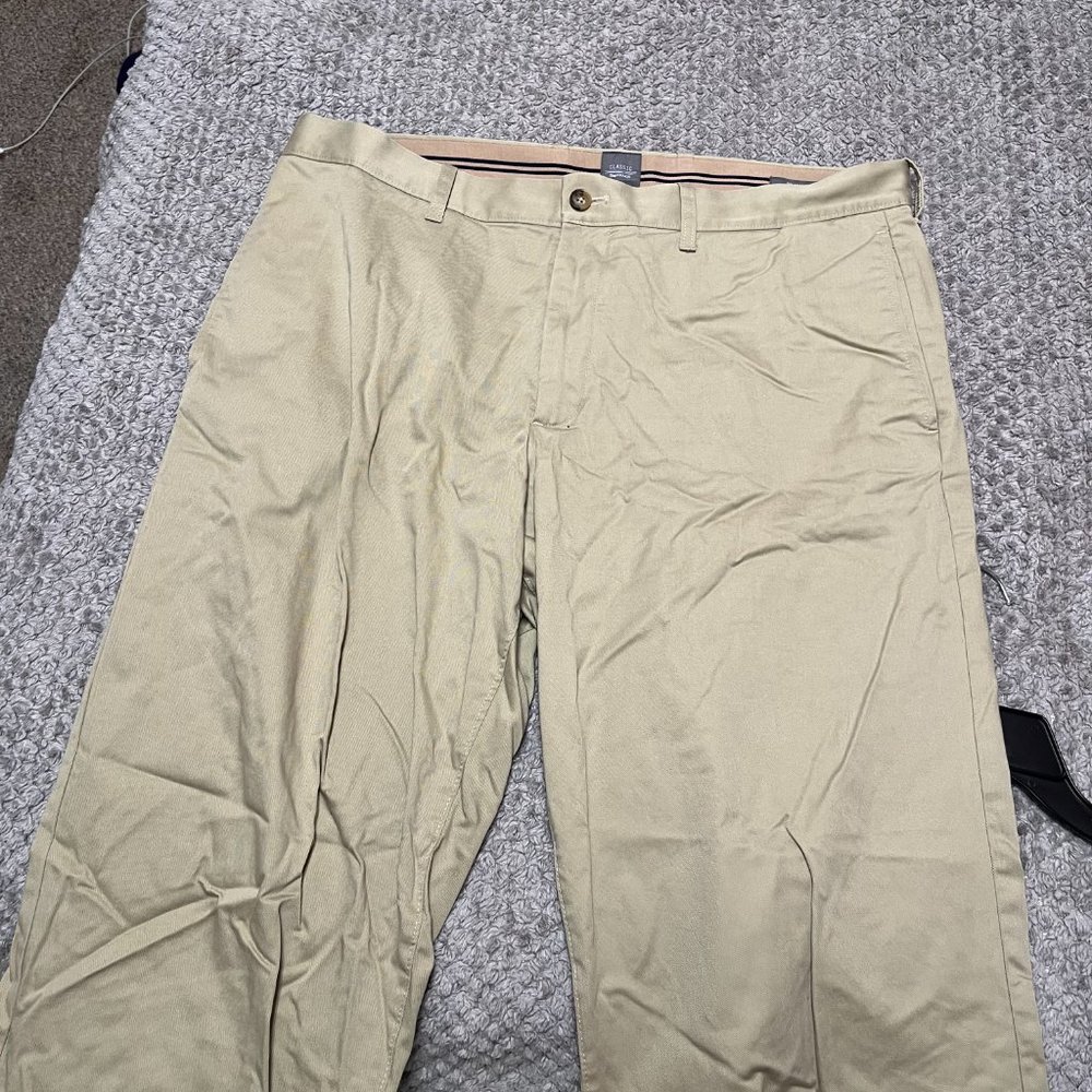 Gap Men's Classic Khaki, 36 x 34